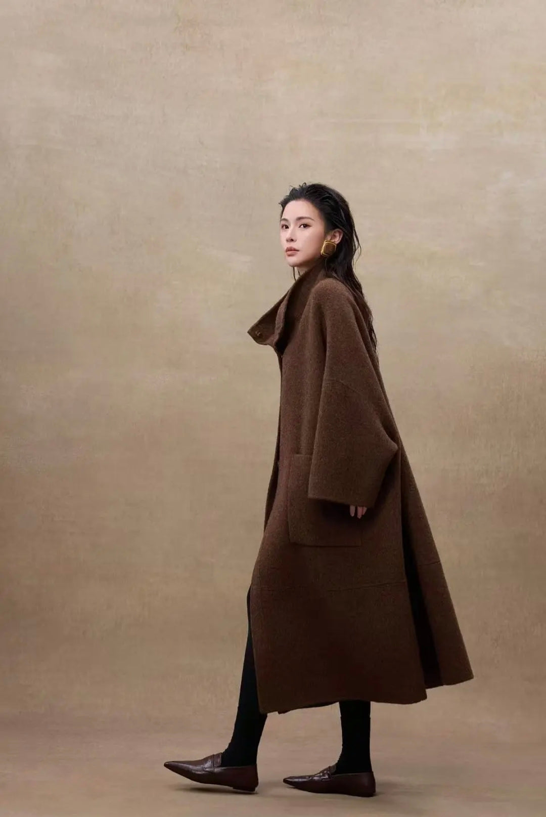 The Mayfair Tri-Blend Coat in Yak, Silk, and Wool QMA740