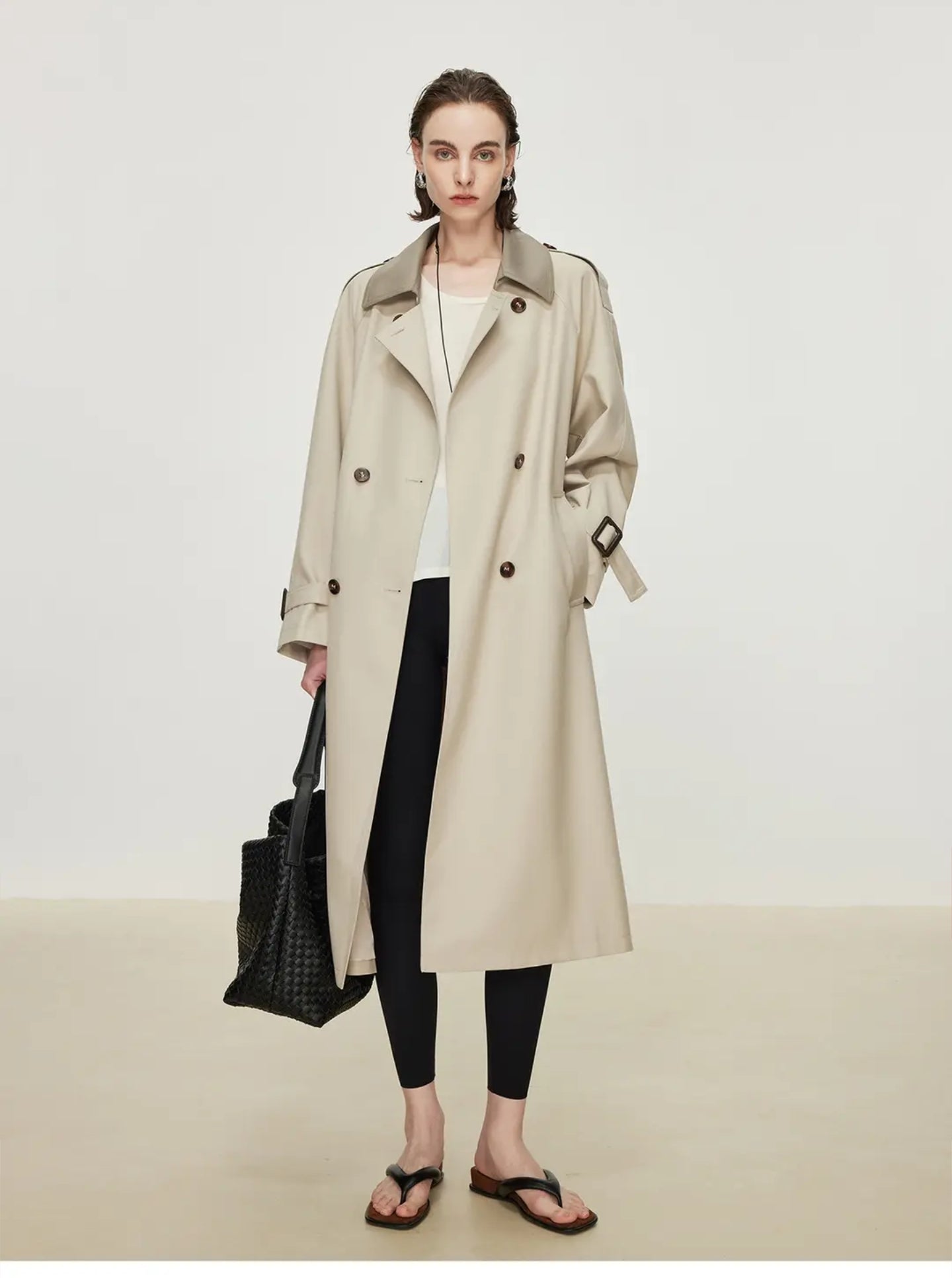 The Classic Trench Coat 26w001