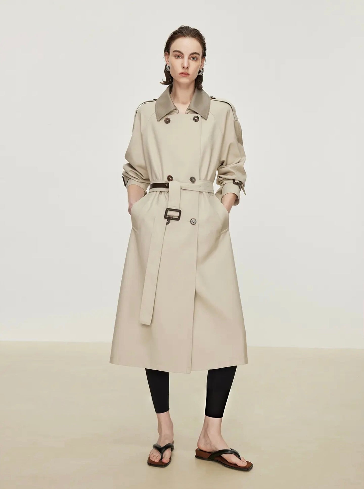 The Classic Trench Coat 26w001